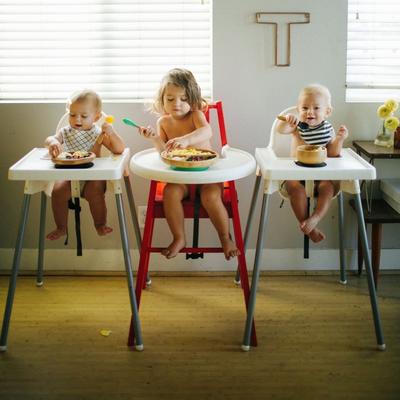 Avanchy Bamboo Suction Toddler Plate & Spoon